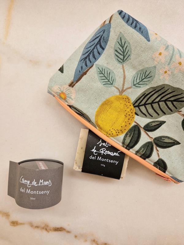 Necesser amb cosmètica del Montseny | n1